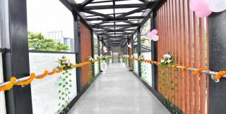 Now, walk across the busy Punjagutta junction on the brand new FoB