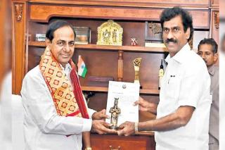Stalin invites KCR for inaugural function of Chess Olympiad in Chennai