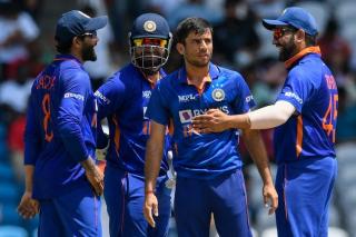 IND vs WI, 1st T20I: రోహిత్, కార్తీక్ భారత్‌కు 68 పరుగుల భారీ విజయాన్ని అందించారు