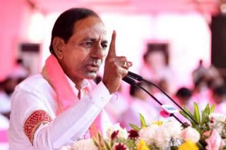 సంక్షేమ పథకాలు అందాలంటే టీఆర్‌ఎస్‌ను గెలిపించండి: కేసీఆర్