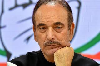Congress sees Modi’s hand behind Azad’s resignation