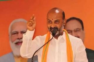 ప్రజాసంగ్రామ యాత్ర 3.0కి అనుమతి నిరాకరించడంపై బీజేపీ హైకోర్టును ఆశ్రయించింది
