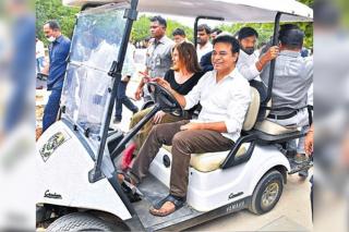 జపాన్‌, చైనాలో ప్రగతి..భారత్‌లో మతపిచ్చి