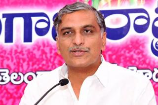 యూనివర్సిటీలో 'భూత వైద్యం' కోర్సును ప్రవేశపెట్టిన ఘనత బీజేపీది: హరీశ్ రావు