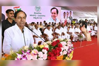 కేసీఆర్ గిరిజన రిజర్వేషన్లపై కీలక ప్రకటన...ఎస్టీ రిజర్వేషన్లను 10 శాతానికి పెంచుతూ ఉత్తర్వులు జారీ