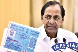 ‘క్యాష్ ఫర్ ఫిరాయింపు’ వీడియో లీకేజీలపై కేసీఆర్ ‘ఢిల్లీ దర్బార్’ నిర్వహించే అవకాశం ఉంది.