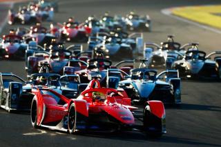 Formula E precursor on India’s first street circuit enthrall Hyderabad