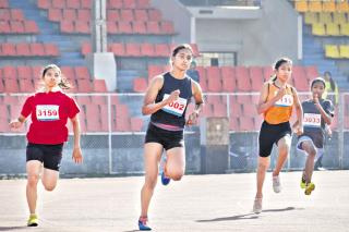 CISCE  జాతీయ క్రీడల్లో హైదరాబాద్‌కు చెందిన రాగవర్షిణి సత్తా చాటుతోంది