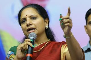 రాజకీయ పార్టీ ఏదైనా పత్రికను కలిగి ఉంటే దానిని గుర్తించాలన్నారు BRS MLC కవిత