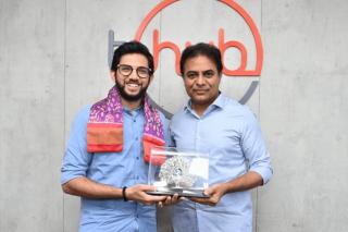 Hyderabad: Aditya Thackeray meets KTR at T Hub, calls it ‘fantastic’