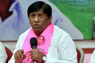 Vinod Kumar asks Modi to spell out stand on coach factory promise